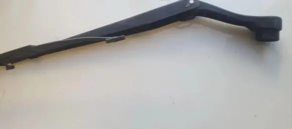 SsangYong Kyron Front wiper blade arm