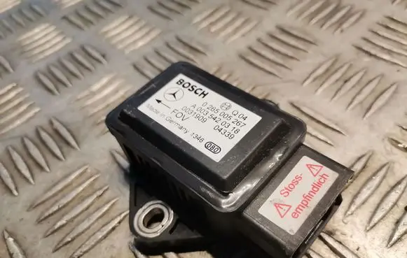 Mercedes-Benz A W169 Yaw turn rate sensor 0035420318