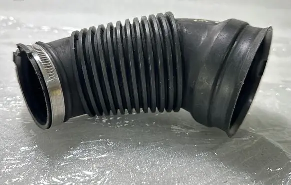 Audi A6 S6 C6 4F Air intake duct part 4F0129615D