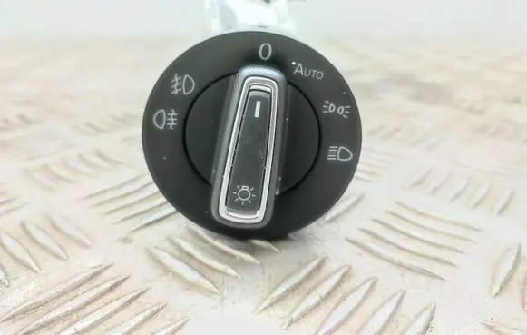 Volkswagen Golf Sportsvan Light switch 5G0941431BD