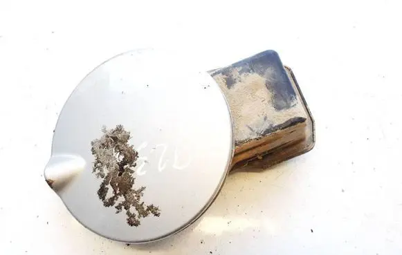 Chrysler Pacifica Fuel tank cap 04719704ae