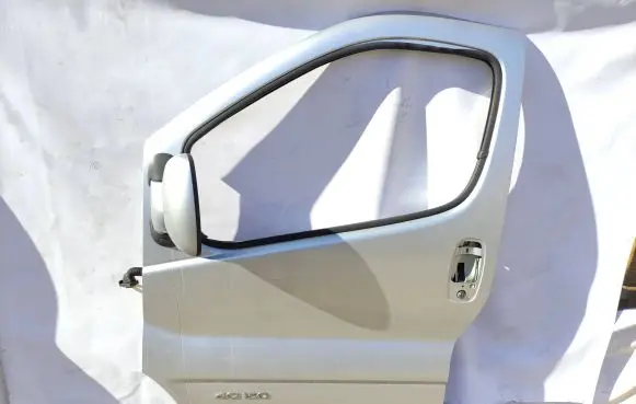 Renault Trafic II (X83) Front door