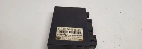 Mercedes-Benz Vito Viano W639 Tow bar trailer control unit/module 0315457232 5DS00810201