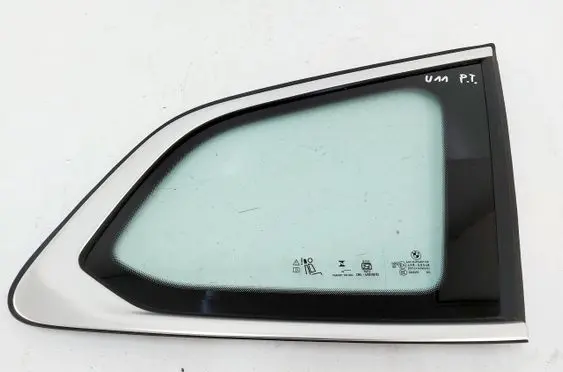 BMW iX1 Rear side window 9451574