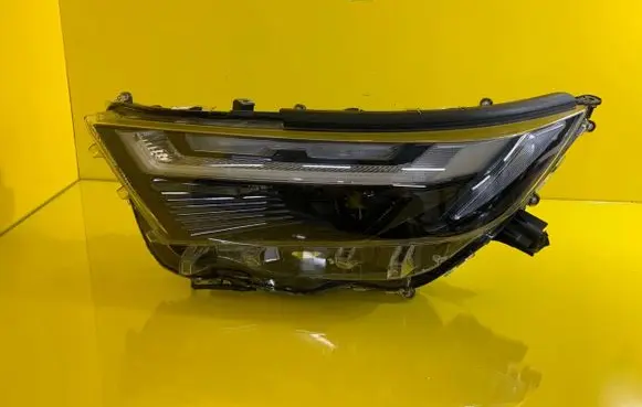 Toyota RAV 4 (XA50) Headlight/headlamp 81185-42G10