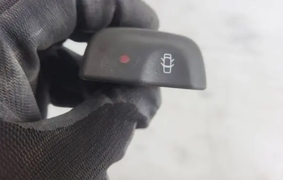 Renault Scenic I Central locking switch button 432969B