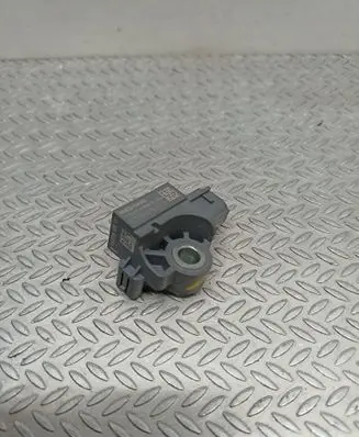 KIA Sportage Airbag deployment crash/impact sensor 95920B4000 05302018 A7172403677