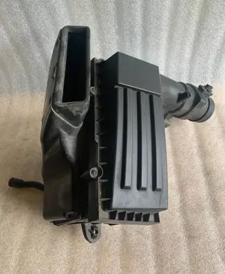 Volkswagen Sharan Air filter 7N0129601 7N0129607