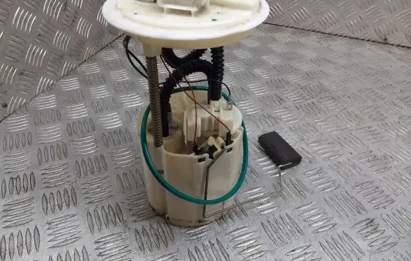 Fiat Stilo Mechanical fuel pump 51705573