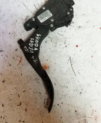 Skoda Fabia Mk1 (6Y) Accelerator throttle pedal 6Q1721503B 6PV00849501