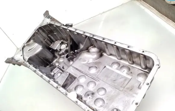 Mercedes-Benz E W211 Oil sump R6470140502