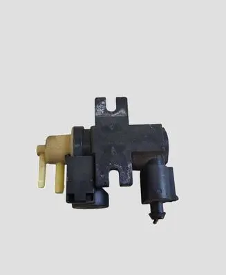 Volvo V70 Turbo solenoid valve 31293964 70232502