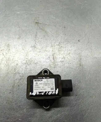 Audi A4 S4 B6 8E 8H ESP acceleration yaw rate sensor 8e0907637a