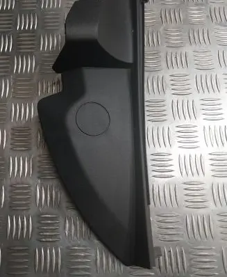 Opel Vivaro Dashboard side end trim 689202851R 93452501 689203790R