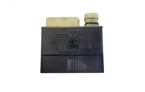 Citroen Berlingo Glow plug pre-heat relay 018010951 9652021180 16011269649