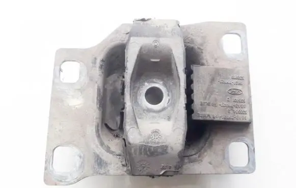 Ford Focus Engine mount bracket 98ab7m121pb 98ab-7m121-pb