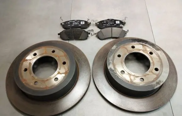 Volkswagen Amarok II Rear brake disc MB3C2A315BA