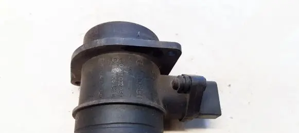 Volkswagen Golf IV Mass air flow meter 0281002757 038906461c