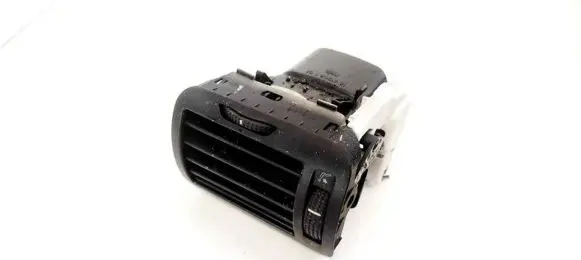 Volkswagen PASSAT B5 Dash center air vent grill 3B0819704