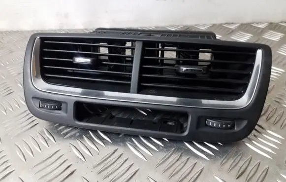 Opel Mokka Dash center air vent grill 95316389 95316390