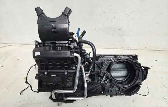 Volvo V40 Interior heater climate box assembly 32329647 230601