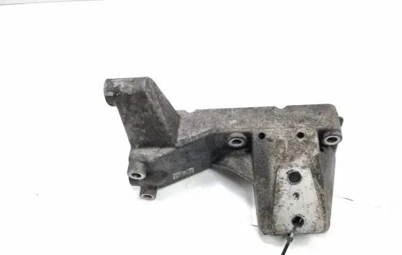 Iveco Daily 35 - 40.10 Engine mounting bracket 504385663