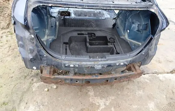 Mazda 3 III Trunk bottom trim panel 