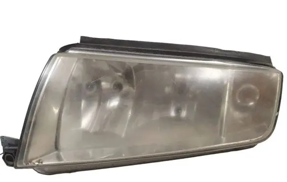 Skoda Fabia Mk1 (6Y) Headlight/headlamp 086651105L