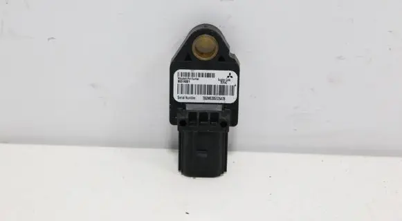 Citroen C-Crosser Airbag deployment crash/impact sensor 8651A001 39754C