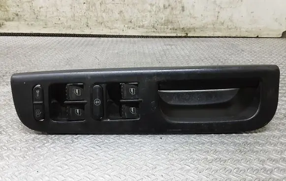 Volkswagen PASSAT B5 Electric window control switch 1J4959857 F005S00011
