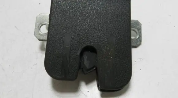 Volkswagen Polo Tailgate/trunk/boot lock/catch/latch 6Q6827505B