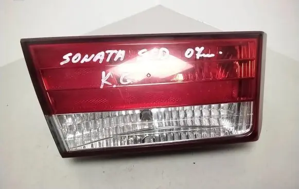 Hyundai Sonata Tailgate rear/tail lights 924033K0
