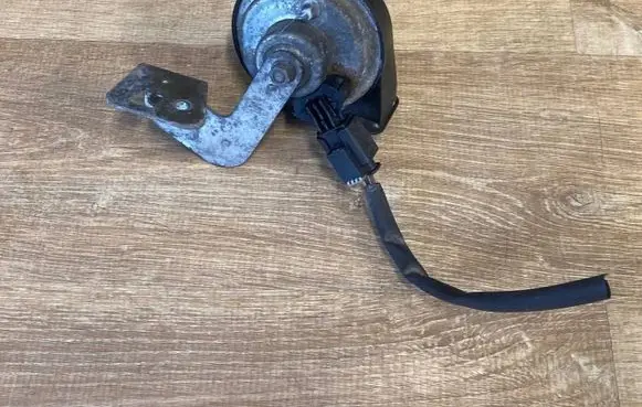 Mercedes-Benz SL R231 Horn signal 0075423528