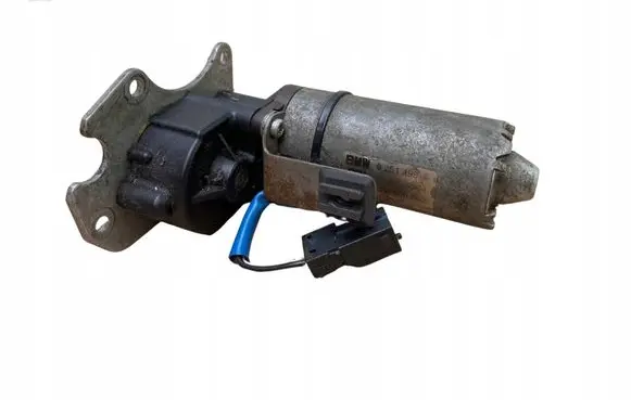 BMW X5 E53 Seat adjustment motor 8251498