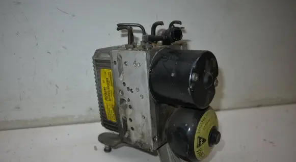 Mercedes-Benz E W211 ABS Pump A0044316912 0265960013 0265202070
