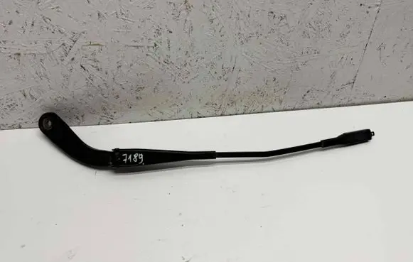 BMW 3 GT F34 Front wiper blade arm 7286105