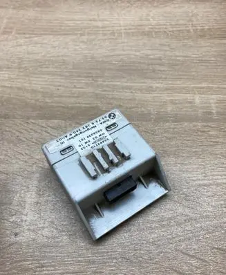 BMW X5 E53 Alarm control unit/module 8382240
