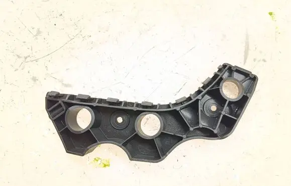 Volkswagen PASSAT CC Front bumper mounting bracket 3C8807184A