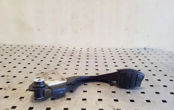 Clutch pedal