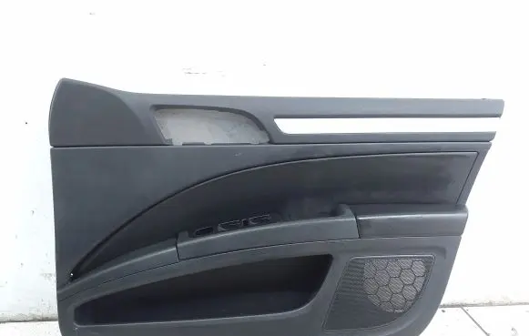 Skoda Superb B6 (3T) Front door card panel trim 3T2867006CS