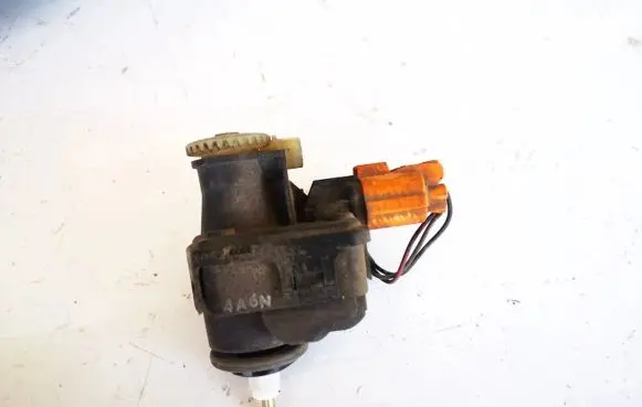 Mercedes-Benz Sprinter W906 Headlight level adjustment motor 