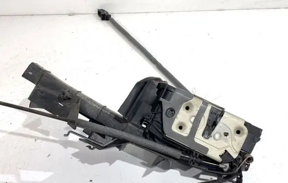 Ford Focus Front door lock BM5AA21813AG