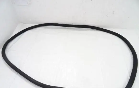 Citroen C4 II Picasso Rear door rubber seal (on body) 