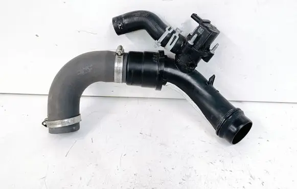 Ford Escape IV Intercooler hose/pipe LX619P437DA CJ5G9U465BA