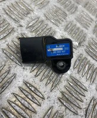 Opel Signum Air pressure sensor 0281002437