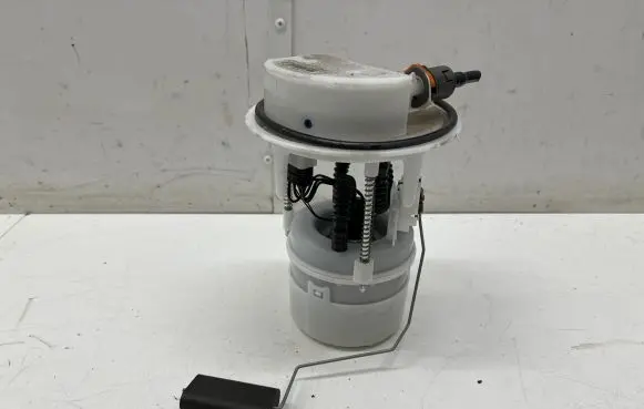 Opel Grandland X In-tank fuel pump 98237272800