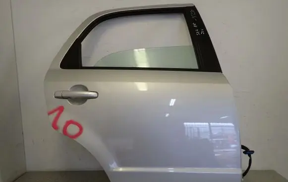 Suzuki SX4 Rear door 