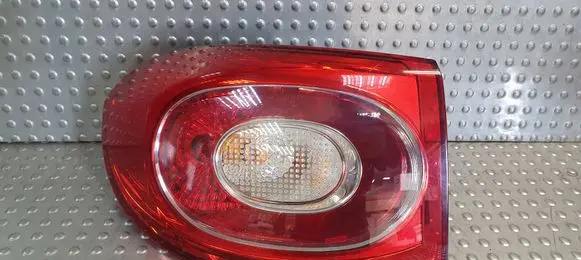 Volkswagen Tiguan Rear/tail lights S27698729 5N0945095H