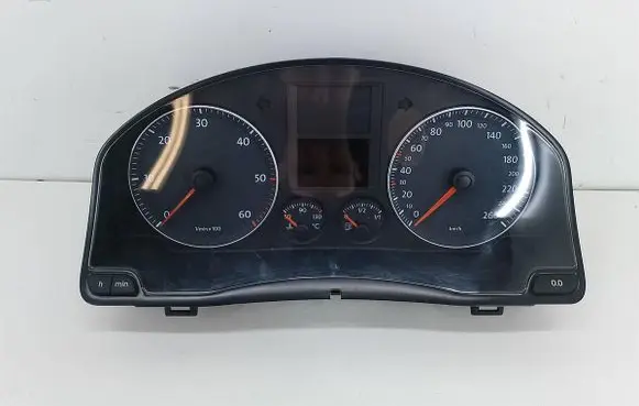 Volkswagen Golf V Speedometer (instrument cluster)