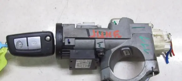 Nissan Juke I F15 Ignition lock